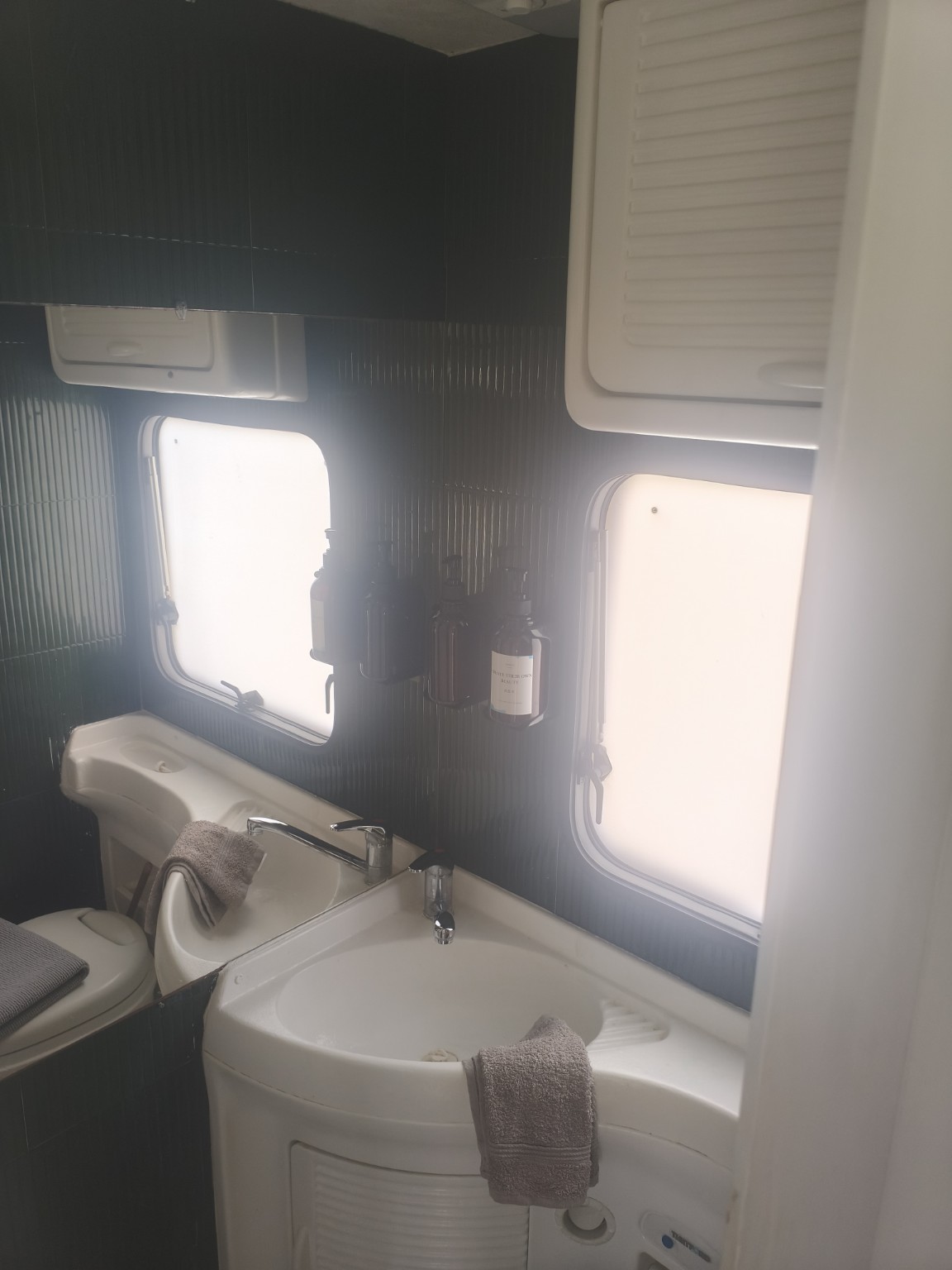 Complete bathroom inside Concha Caravan