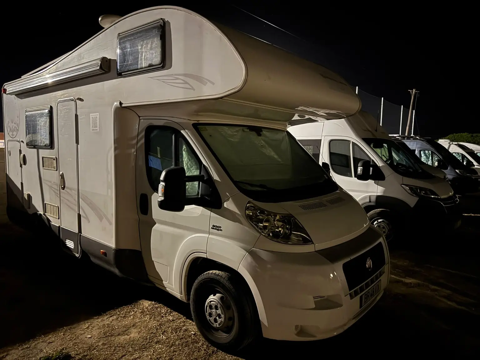 Concha Caravan ready for the night at a coastal stop